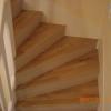 Habillage d'un escalier béton en lames de parquets