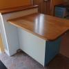 Cache radiateur avec table mobile